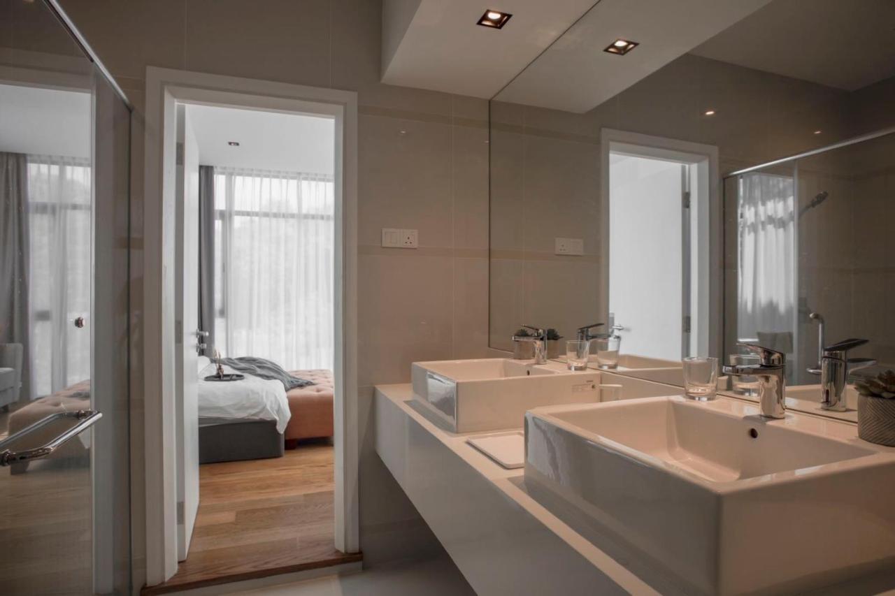Lavanya H Villa 12A Luxury Bungalow With Private Swimming Pool H 豪华泳池别墅 パンタイ・サナング エクステリア 写真