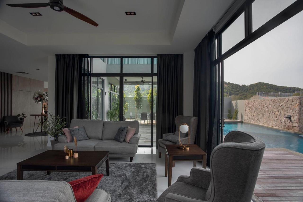 Lavanya H Villa 12A Luxury Bungalow With Private Swimming Pool H 豪华泳池别墅 パンタイ・サナング エクステリア 写真